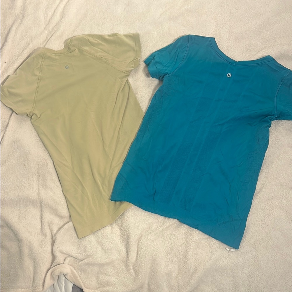 Women’s Lululemon Blue and Green T-Shirts